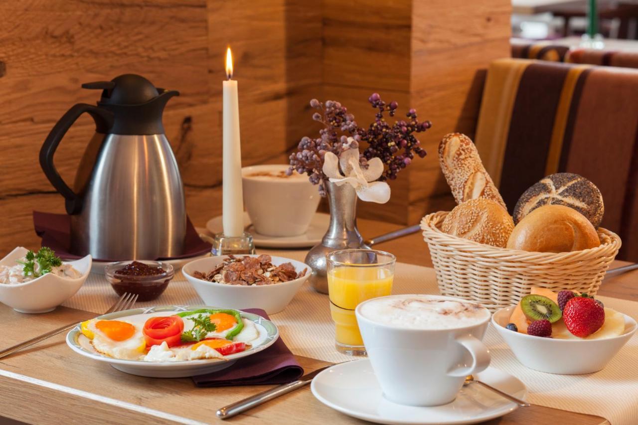 Gaestehaus Dorf-Alm วิลลิงเงิน ภายนอก รูปภาพ